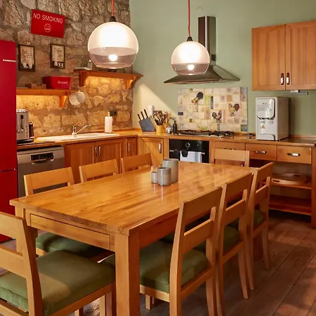 Sunset No 23 - An Oasis In The Center Of The Village 度假居 *